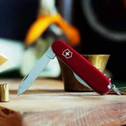 Victorinox Waiter - Red -Camping And Hiking 0.3303 6 600x600 e25f612a 39be 4f12 89c7 7267694a7226