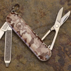 Victorinox Classic Camouflage Blistered -Camping And Hiking 0.6223.941B1 5 600x600 8a067bd2 4e17 4d63 9d0a d94621a8c2ed