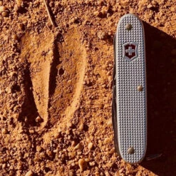 Victorinox Pioneer X Alox - Silver -Camping And Hiking 0.8231.26 5 600x600 a5ffb159 e20f 44c2 af8d e0c9cc987531