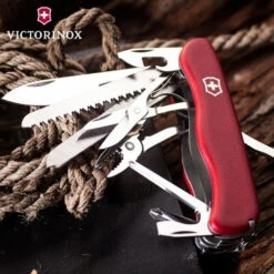 Victorinox Work Champ - Red -Camping And Hiking 0.8564 7 600x600 c4e963e3 1880 49e8 ba41 bcb7fe7628cc