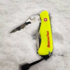 Victorinox Rescue Tool - Neon Yellow 12 Victorinox Rescue Tool - Neon Yellow -Camping And Hiking 0.8623.MWN 6 600x600 ac79c16f 8645 44e6 a4c7 bc187f0b6d69