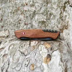 Victorinox Ranger Wood - Walnut -Camping And Hiking 0.9561.63B1 5 600x600 b4936364 c90f 4447 8346 bdea7ac46e22