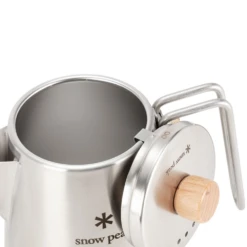 Snow Peak Field Barista Kettle 13 Snow Peak Field Barista Kettle -Camping And Hiking 4 f27ea0a9 5b1e 4a0d 96d9 7511bba255d2