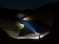 Fenix TK35 2018 XHP35 HI LED Flashlight 1300LM Black -Camping And Hiking Fenix TK35 2018 Flashlight beam 1