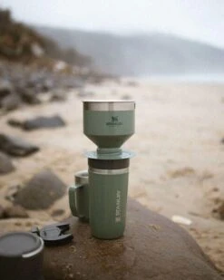 Stanley Classic Pour Over Hammertone Green -Camping And Hiking Web LIfestyle CarCamp 1800x1800 600x600 d0a75577 7123 47c9 9d97 f7bfc84a3f10
